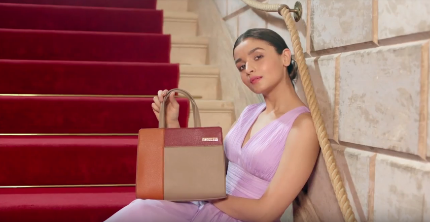Alia Bhatt Brand Endorsements Brand Ambassador 2017 Caprese.png