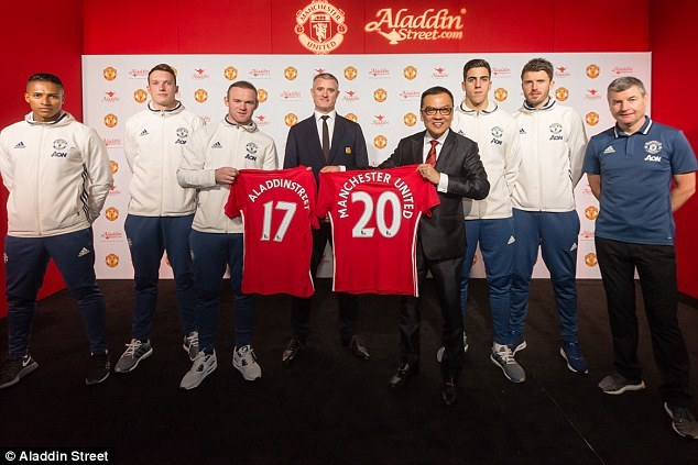 Manchester-United-Man-Utd-Red-Devils-Sponsorships-Partnerships-Brands-AladdinStreet.com_.jpg