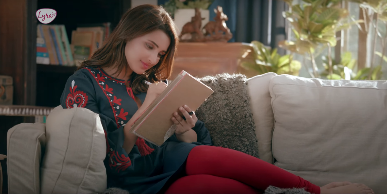 Parineeti Chopra Brand Endorsements Brand Ambassador Advertisements Promotions TVCS Ads Lux Lyra