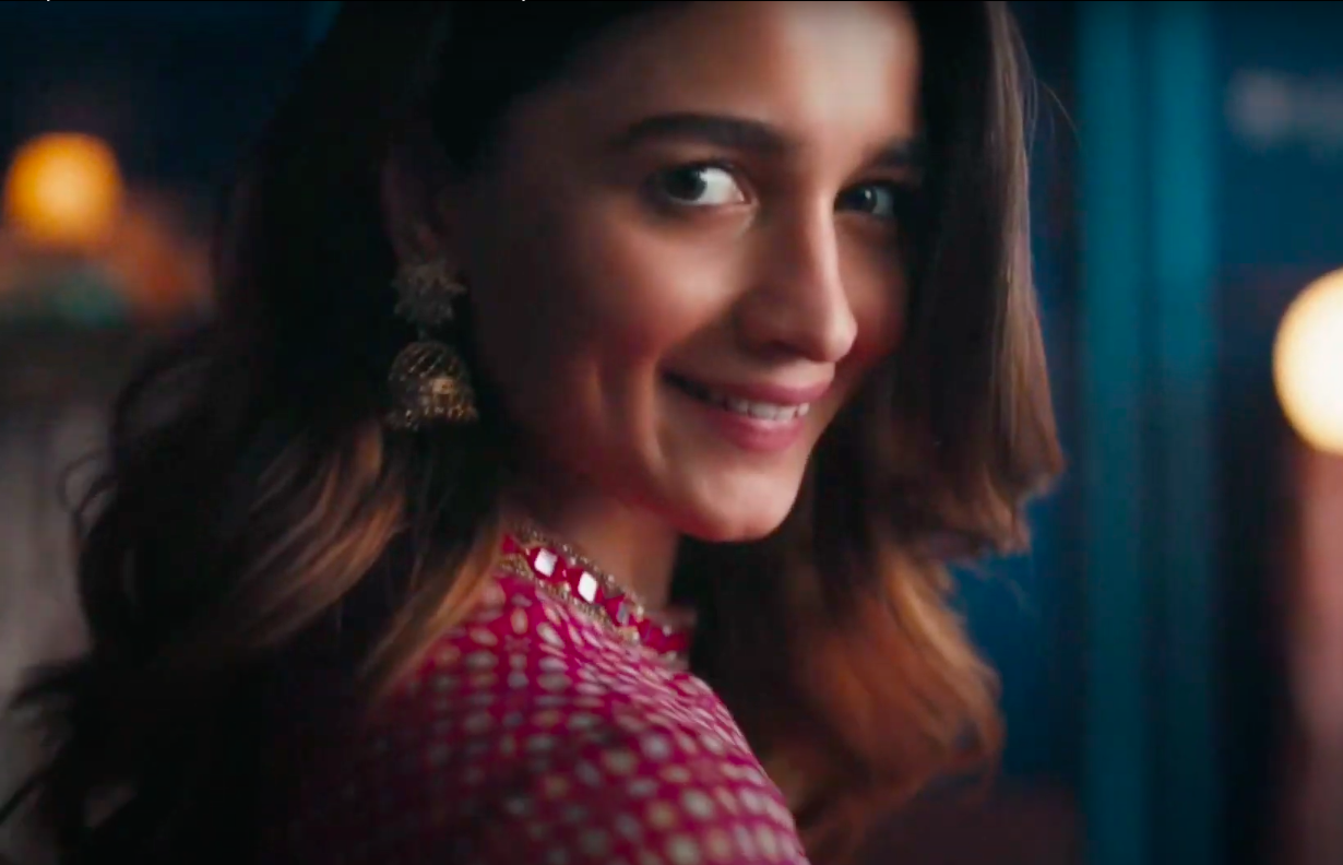 A sneak peak into Alia Bhatt's Advertising Portfolio SportsKhabri